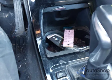 2016 BMW X1 xDrive28I z USA, uszkodzony, nr VIN WBXHT3C37GP886047